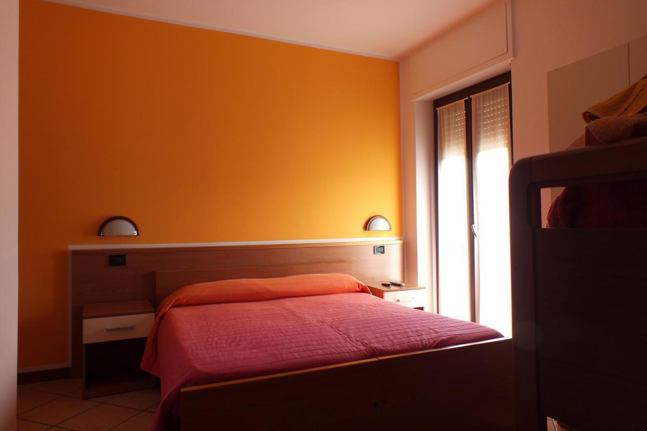 Albergo Ristorante Innocenti Ardenno Buitenkant foto