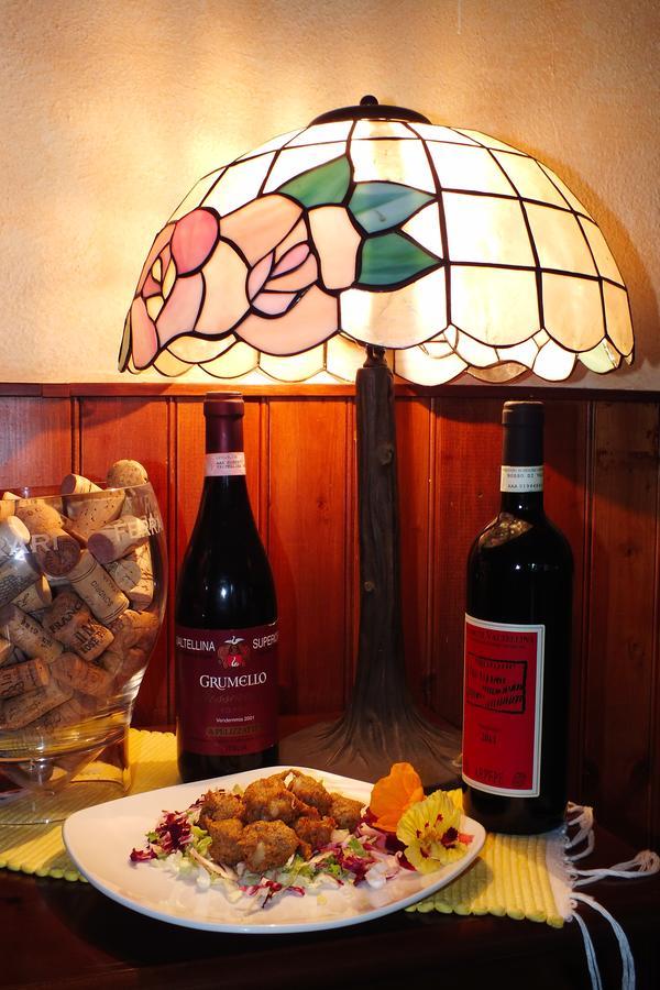 Albergo Ristorante Innocenti Ardenno Buitenkant foto